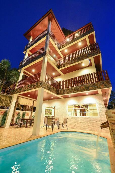 Unique&Nice 7Bd Pool Villa In Heart Nanai Patong Exterior photo