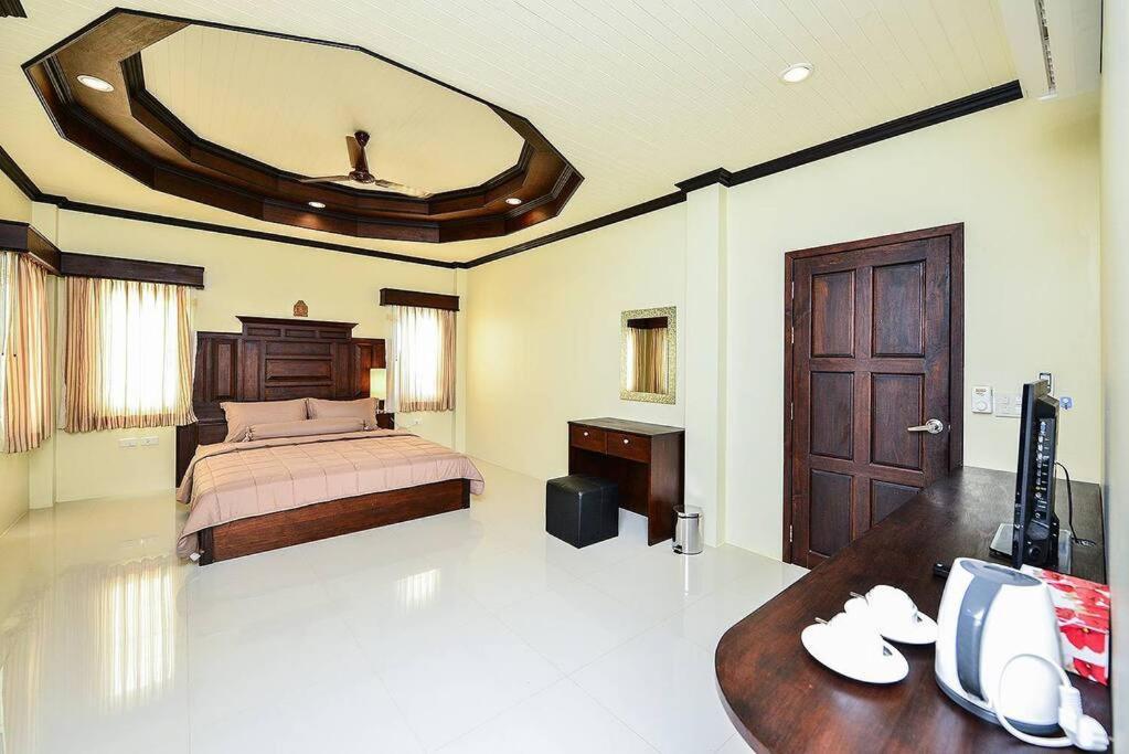 Unique&Nice 7Bd Pool Villa In Heart Nanai Patong Exterior photo